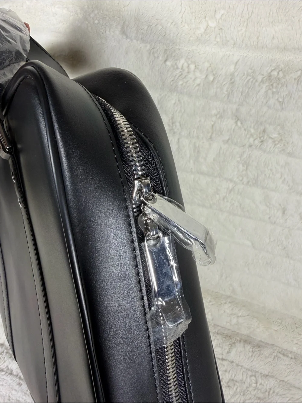 Vocier F25 Leather Briefcase - Black $445 Quiet Luxury